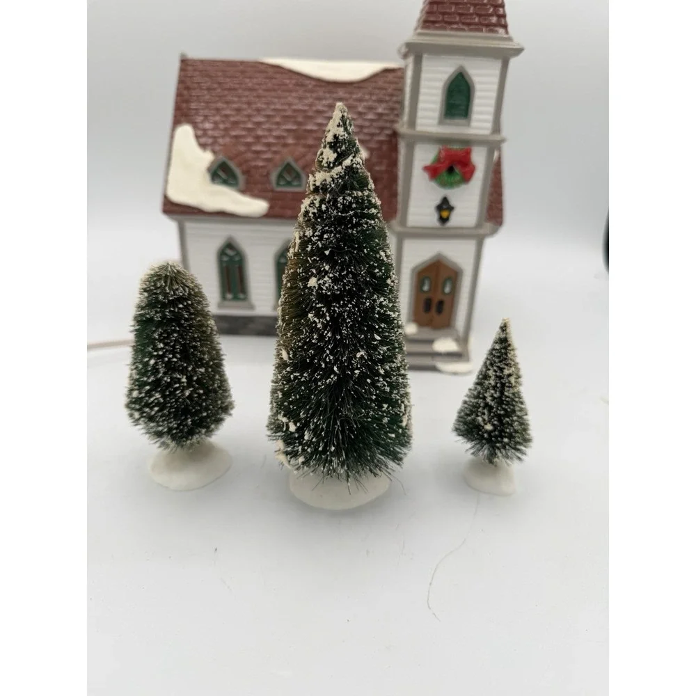 ⛪ Dept 56 Snow Village 